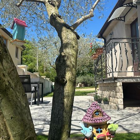 Apartment Nina With Private Pool Nova Vas  Zewnętrze zdjęcie