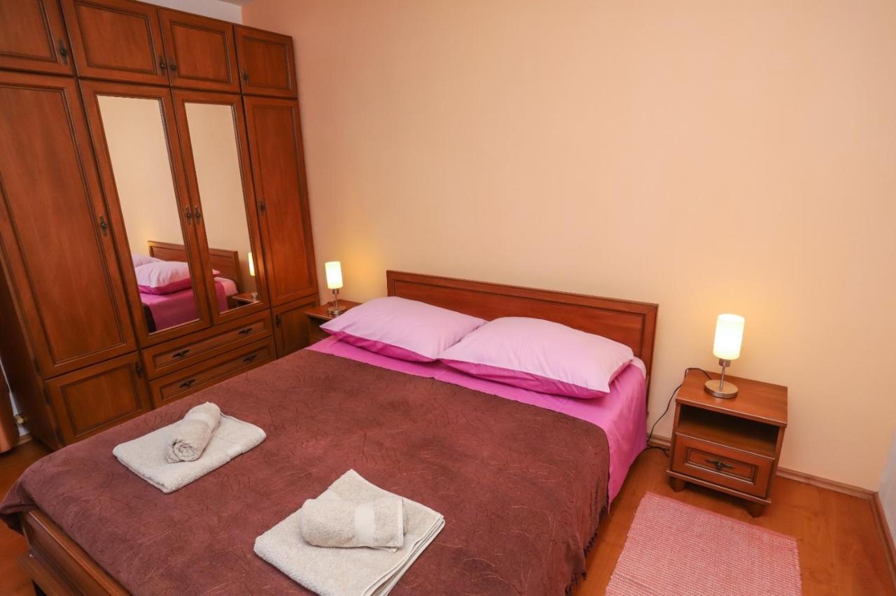 Apartment Nina With Private Pool Nova Vas  Zewnętrze zdjęcie